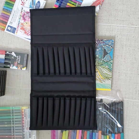 Lot of Artist Marker Sets with Color Therapy Coloring Book, Excellent Condition - Picture 2 of 16